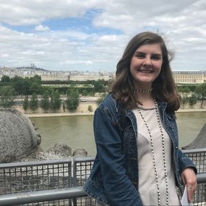 Meet your Posher, Abby